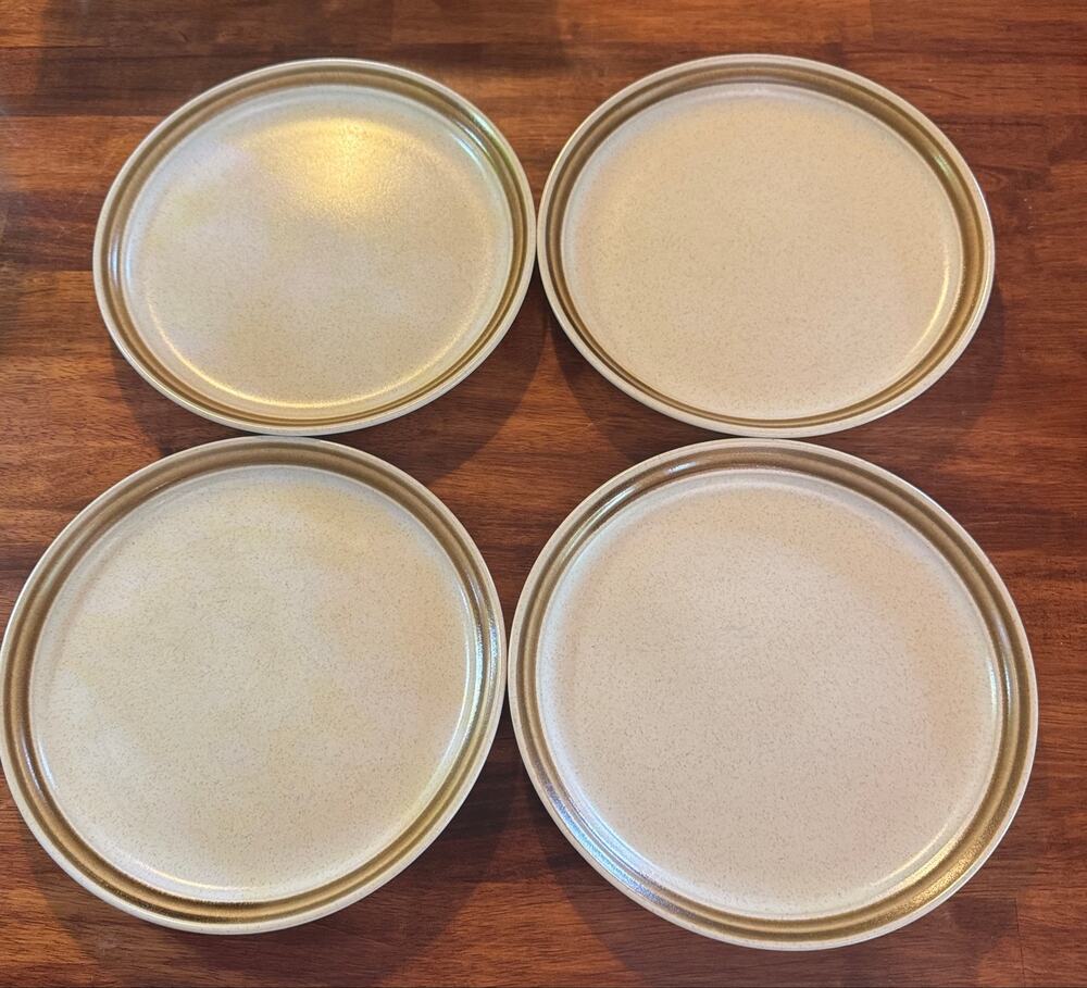4 Mikasa Country Manor J1000 Stoneware Salad Plates Beige Brown Band